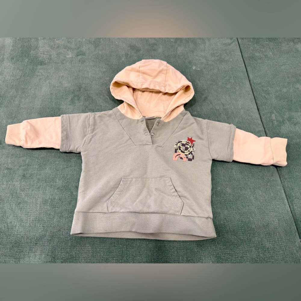 Kids Green and Cream Hoodie - like NEW